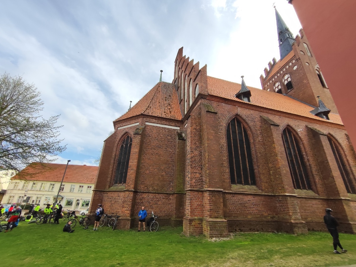 7d4dfec1-2cd3-46c0-a380-ee5c049837ee