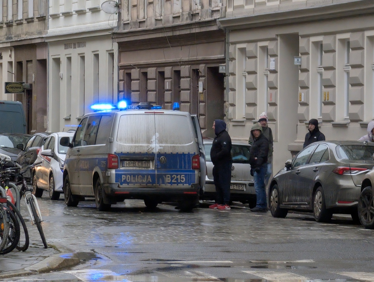 21813bd6-937f-43f4-99ff-2edc495576cc