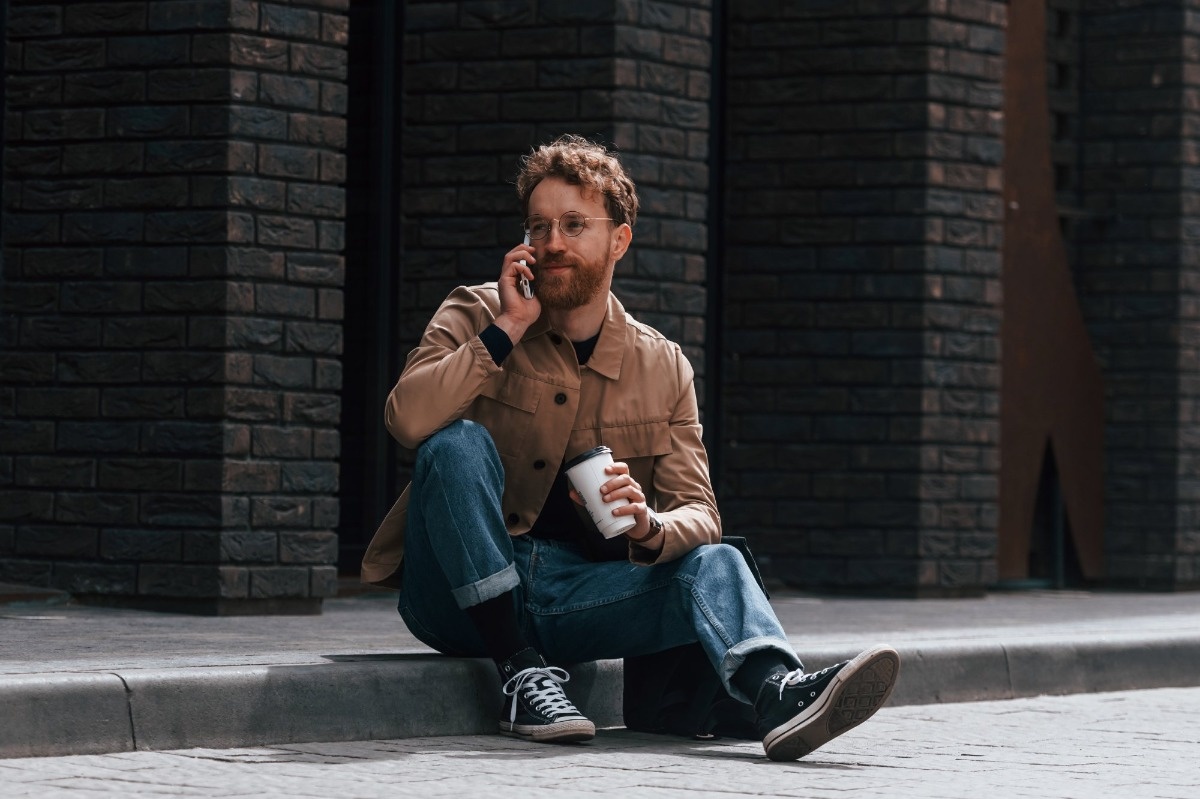 Jak nosić spodnie męskie? Nasze stylizacje