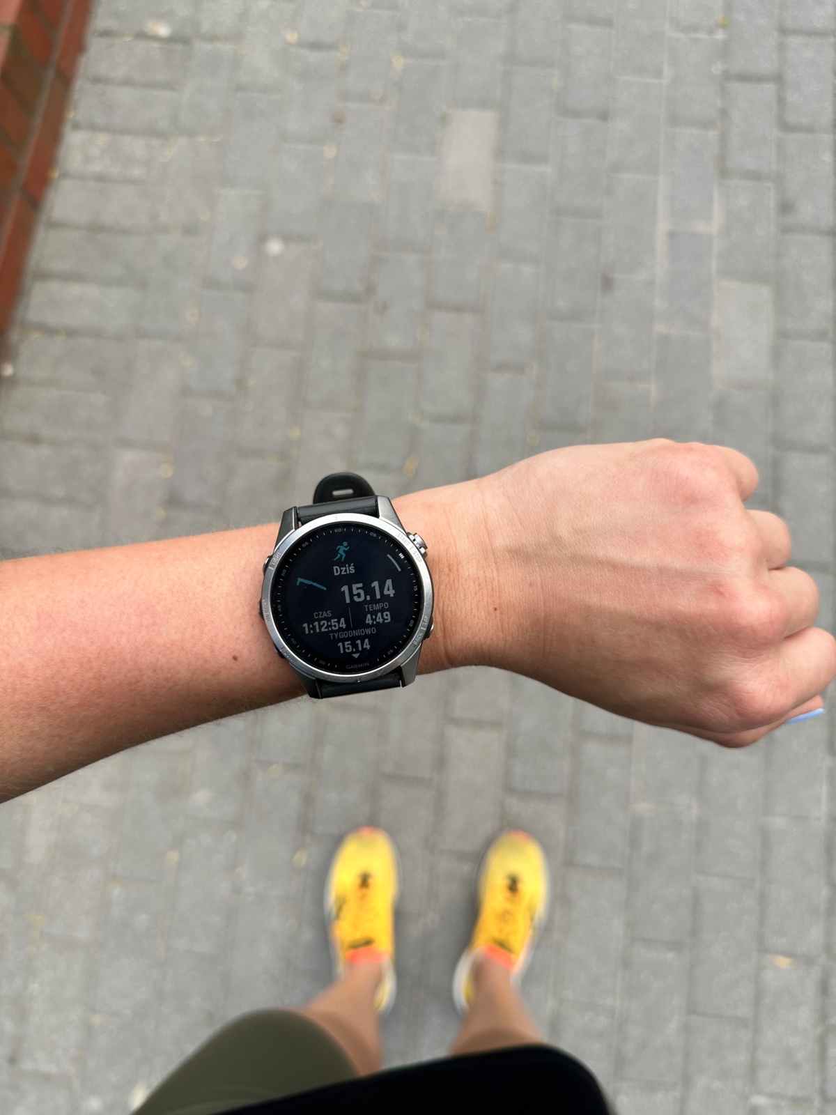 fea69690-b22c-444b-b9ec-c0407d9c854d