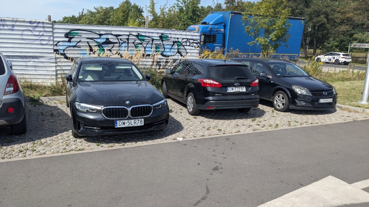 ca1b545d-020b-44c4-b01b-0ef4fa144de6