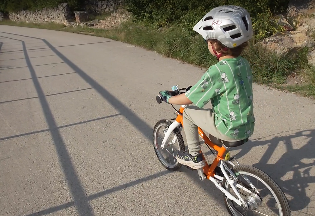 6f5f618e-adf5-4346-a219-5d123da0bd63