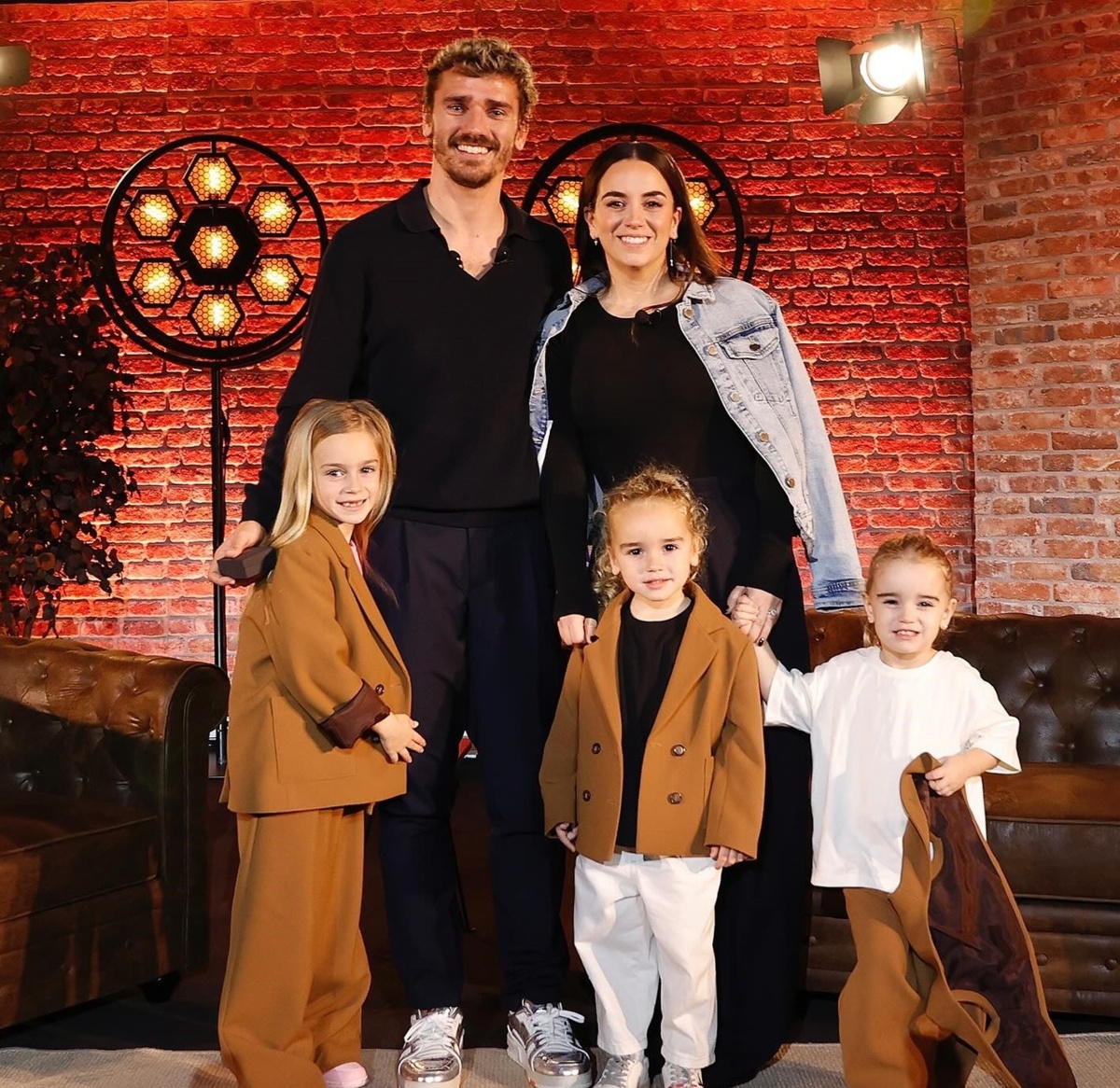 f0ecf2de-729f-4c33-8a51-3eadbdb4bab5