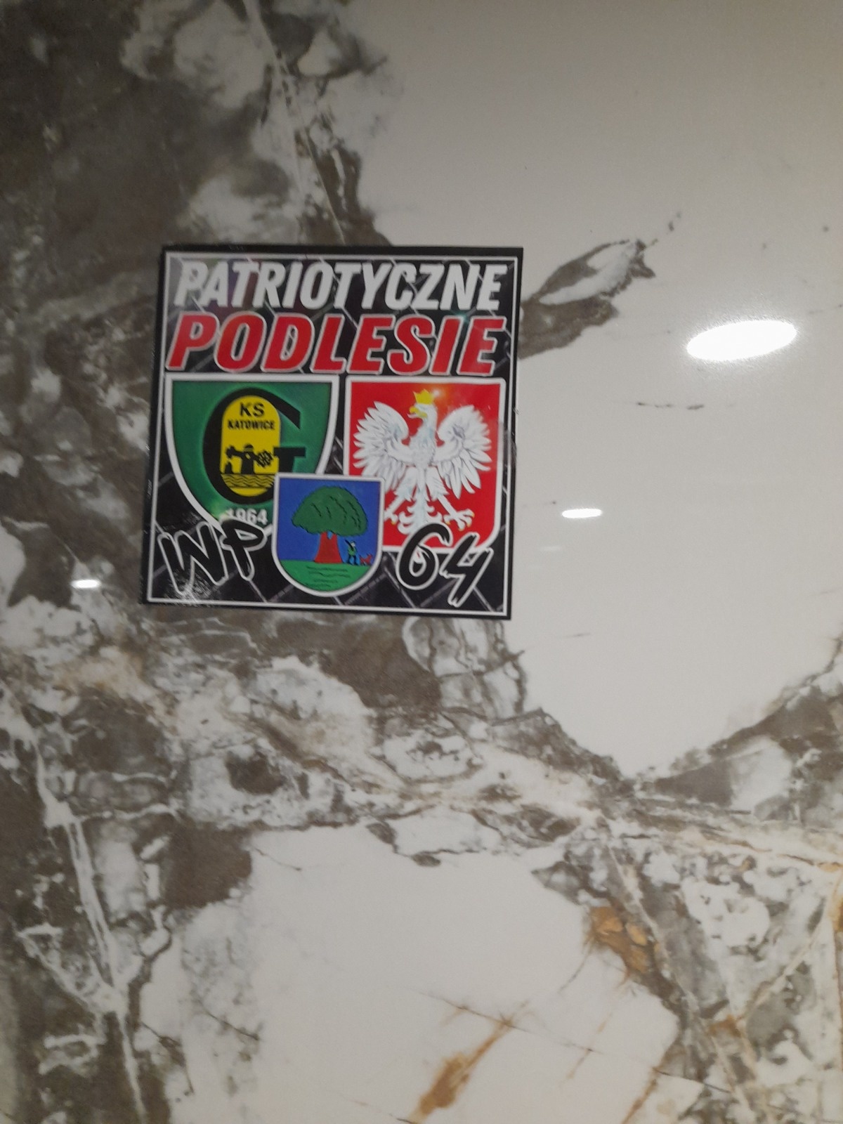 8b550616-72dc-4a16-9e15-9b75add7f203