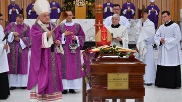 Pogrzeb bp seniora Mariana Dusia w Świątyni Opatrzności Bożej