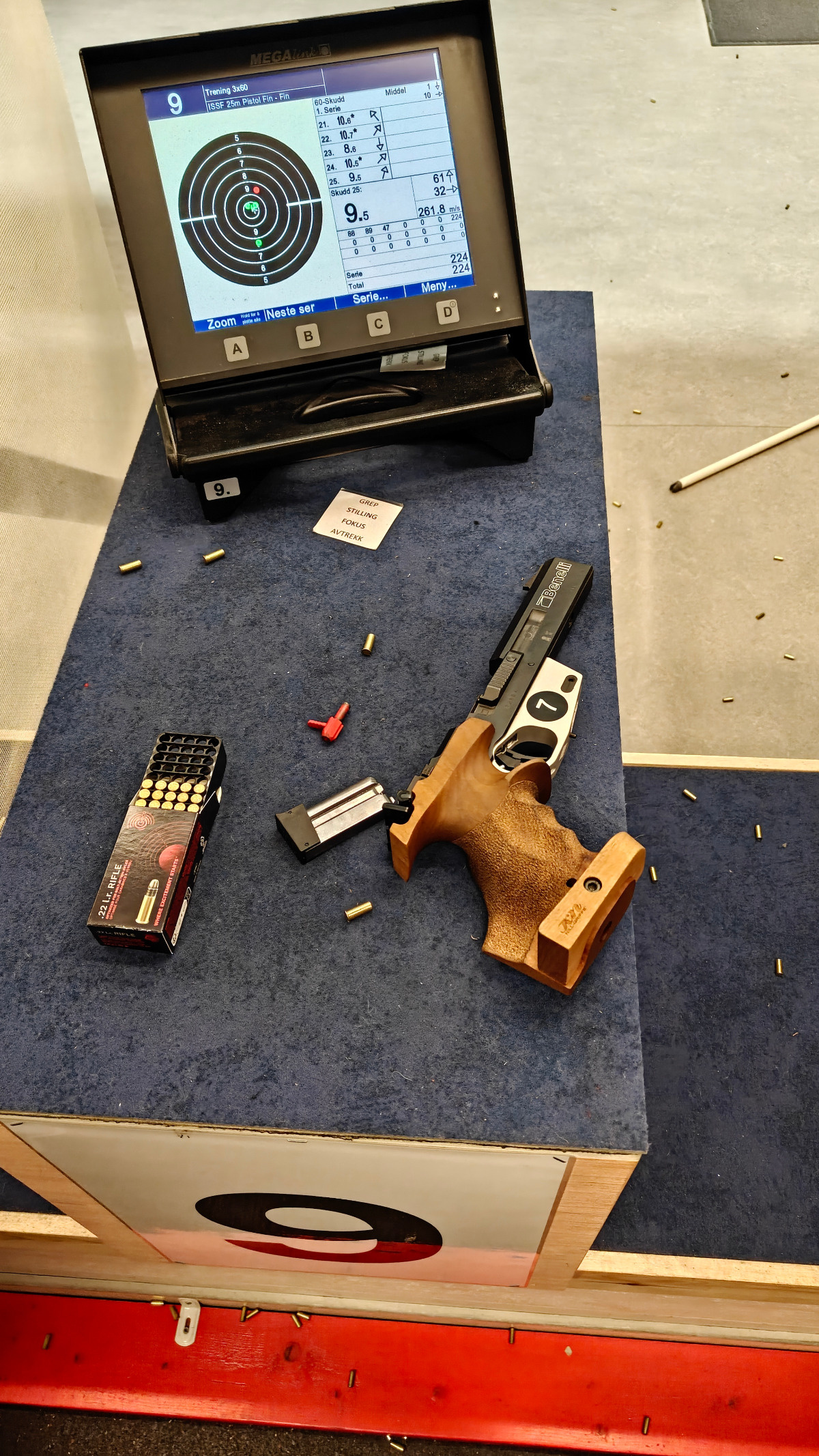 37a8d250-c035-47ba-b8e9-67fa7435a973