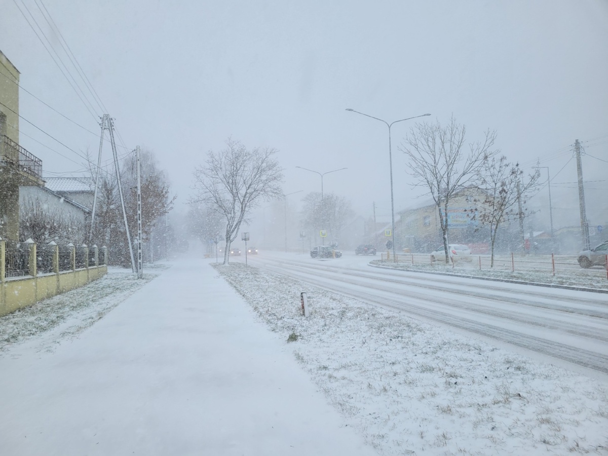 bd7f4c33-d493-425c-b459-ac79704aff4e