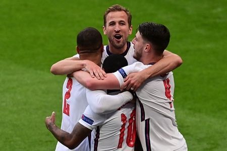 Euro 2020: Anglicy pokonali Czechów i wygrali grupę D
