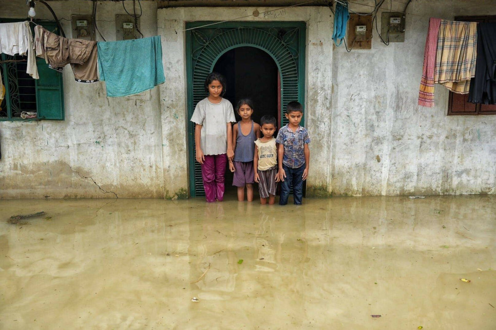 Bangladesz. Ponad milion mieszkańców odciętych od świata