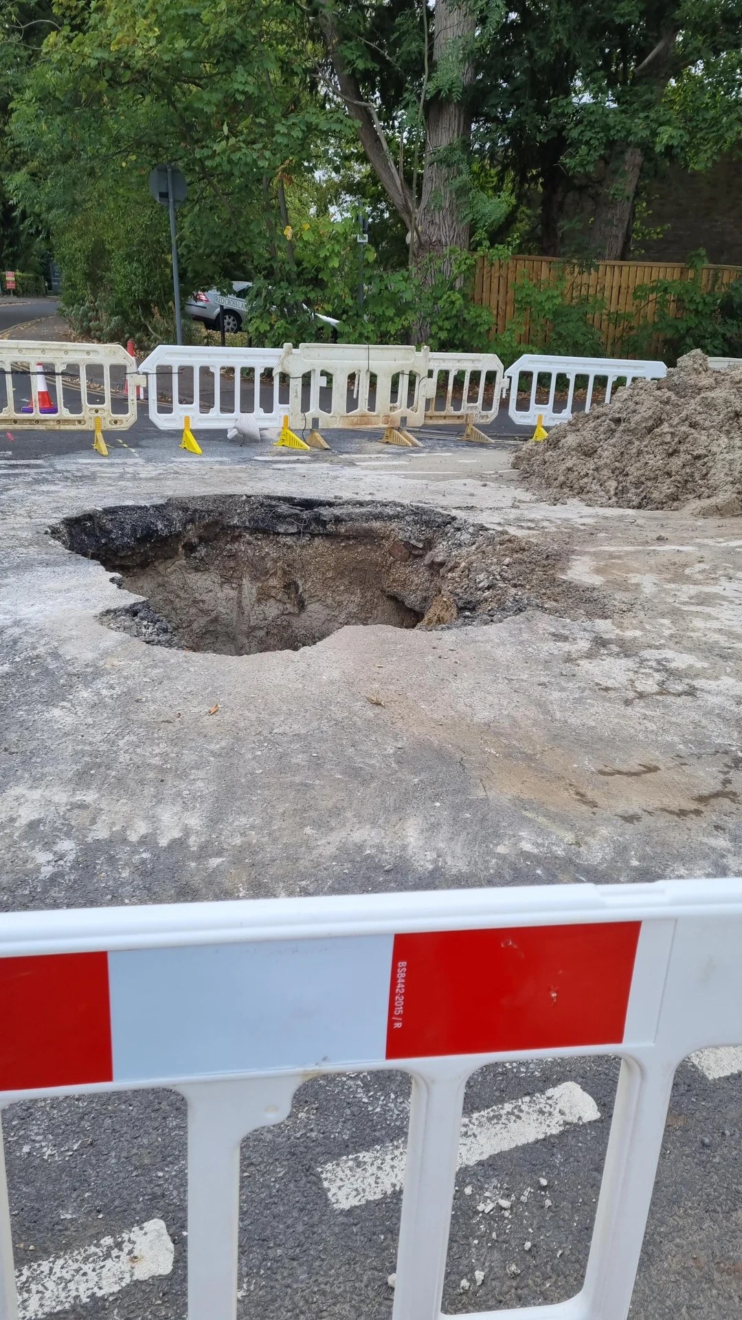 6107694e-6096-4272-92a2-5dc8e2f8b811