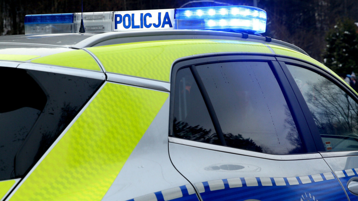 17-latek z opolskiego z zarzutem podwójnego morderstwa. Zamieścił w sieci nagranie ze zbrodni