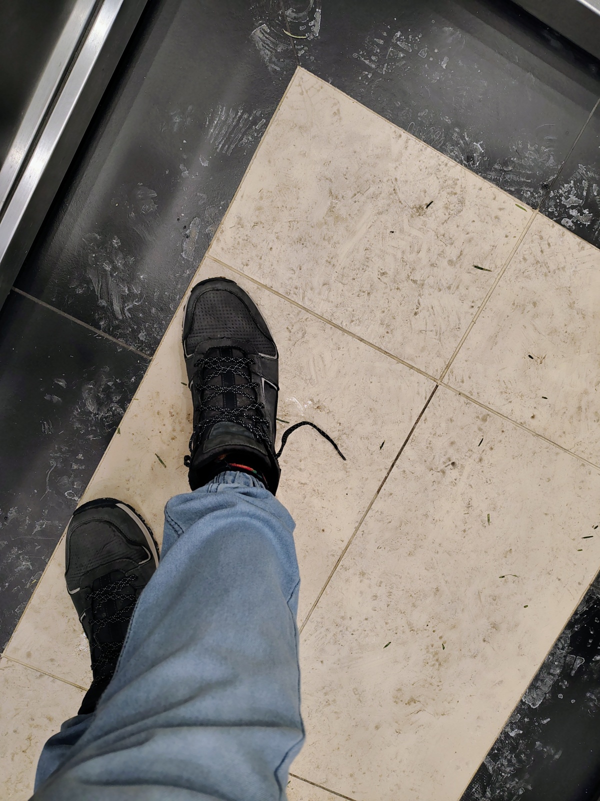 00c2b31c-8928-4d24-b6b8-ec1bbabd116a