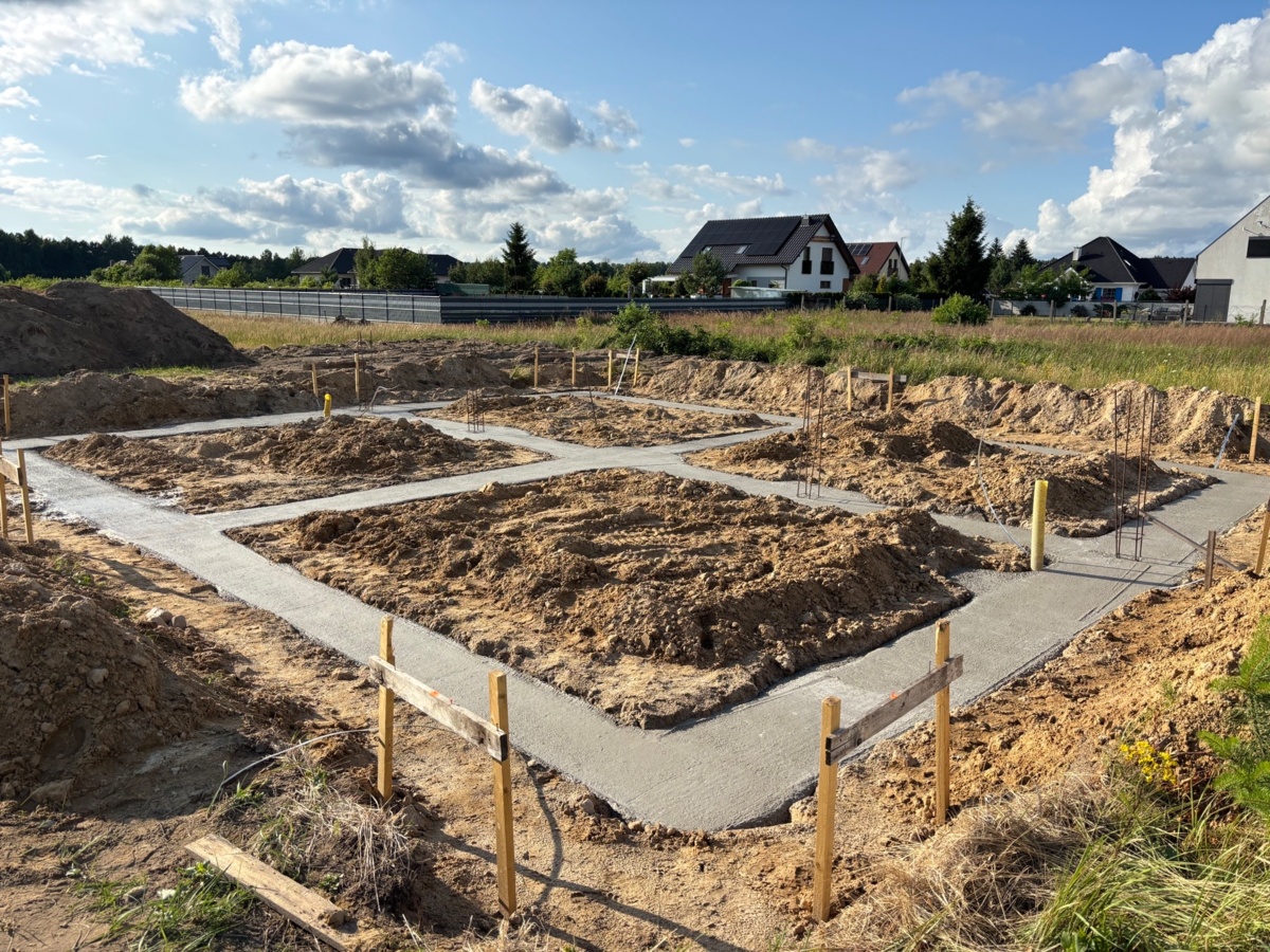 2e40539f-e204-4269-97c2-293fa7ca0655