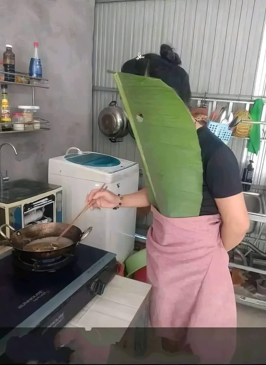 25e87309-b81e-43b2-ae65-de7f8a3828dc