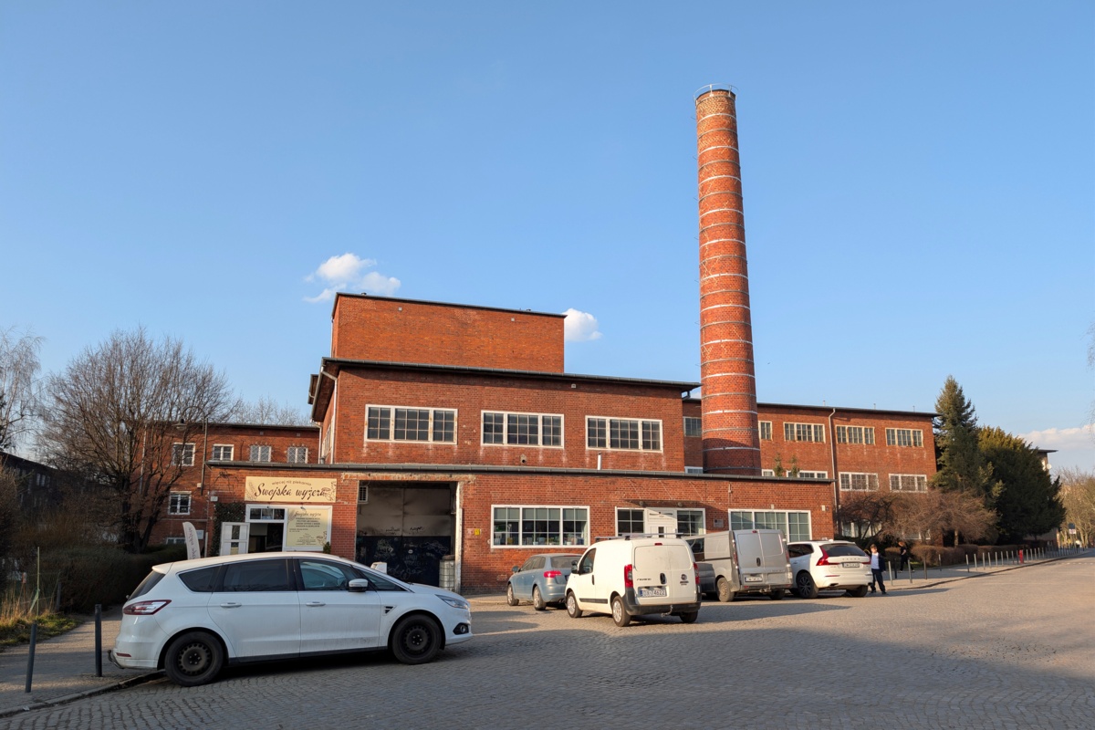 d9f6749b-480f-4d30-b8d4-13cc50257a1c