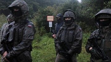 Szef MON: w najbliższych dniach wyślemy więcej żołnierzy na granicę z Białorusią