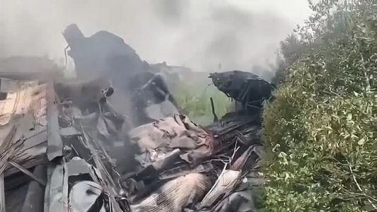 Czołowe zderzenie pociągów towarowych w Rosji. Są ofiary