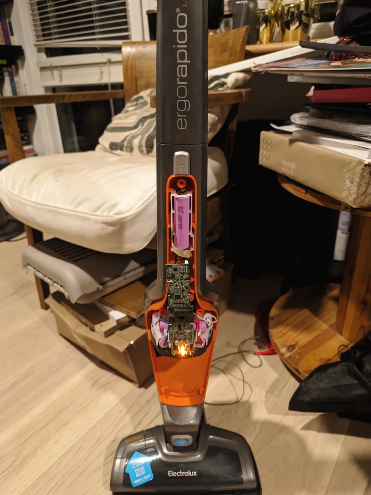 a30e7bb0-1374-491f-9b9a-757537288998