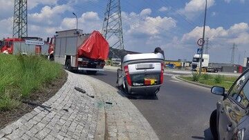 Śląskie. 52-latka ranna w wypadku spowodowanym przez pijanego kierowcę