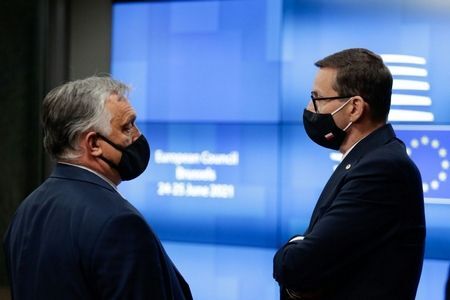 Premier Luksemburga: Polska z Węgrami w sporze ws. LGBT