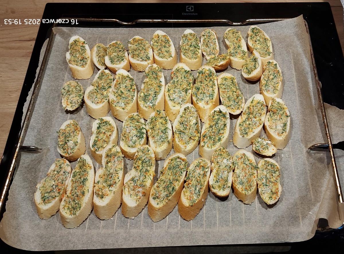 f955647a-573c-403f-943a-68a3d908c2cb