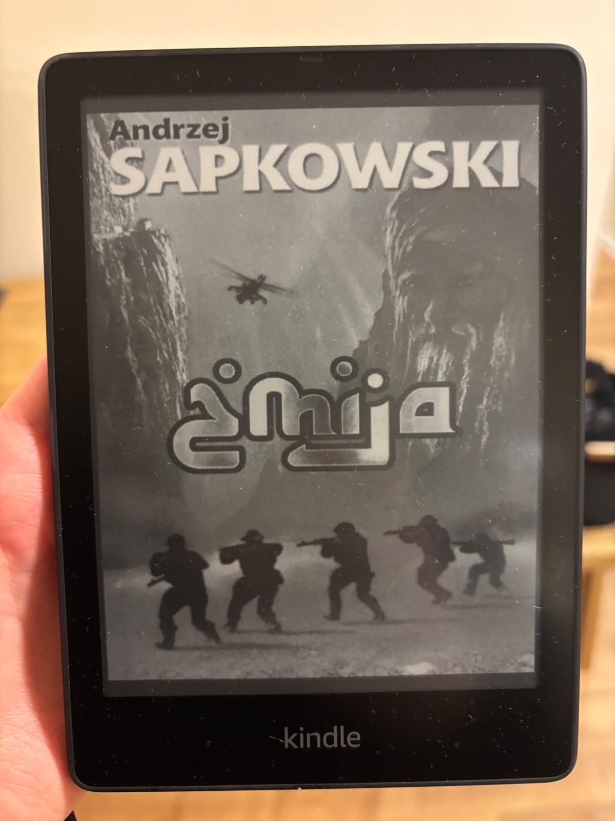 8e9e3e34-f9e0-451f-b578-f37db2c76b59