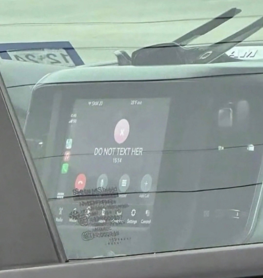 e7c542d8-133e-4f58-ad4f-250e714c3287