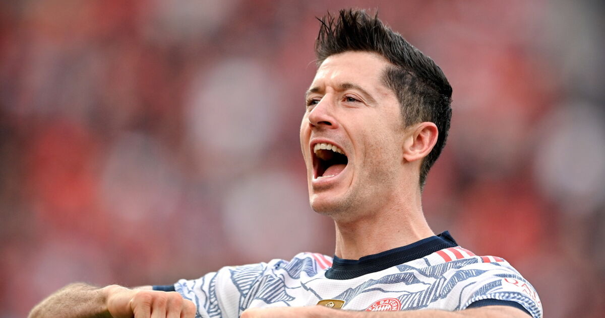 Bundesliga: Dwa gole Lewandowskiego. Bayern rozbił Bayer i jest liderem