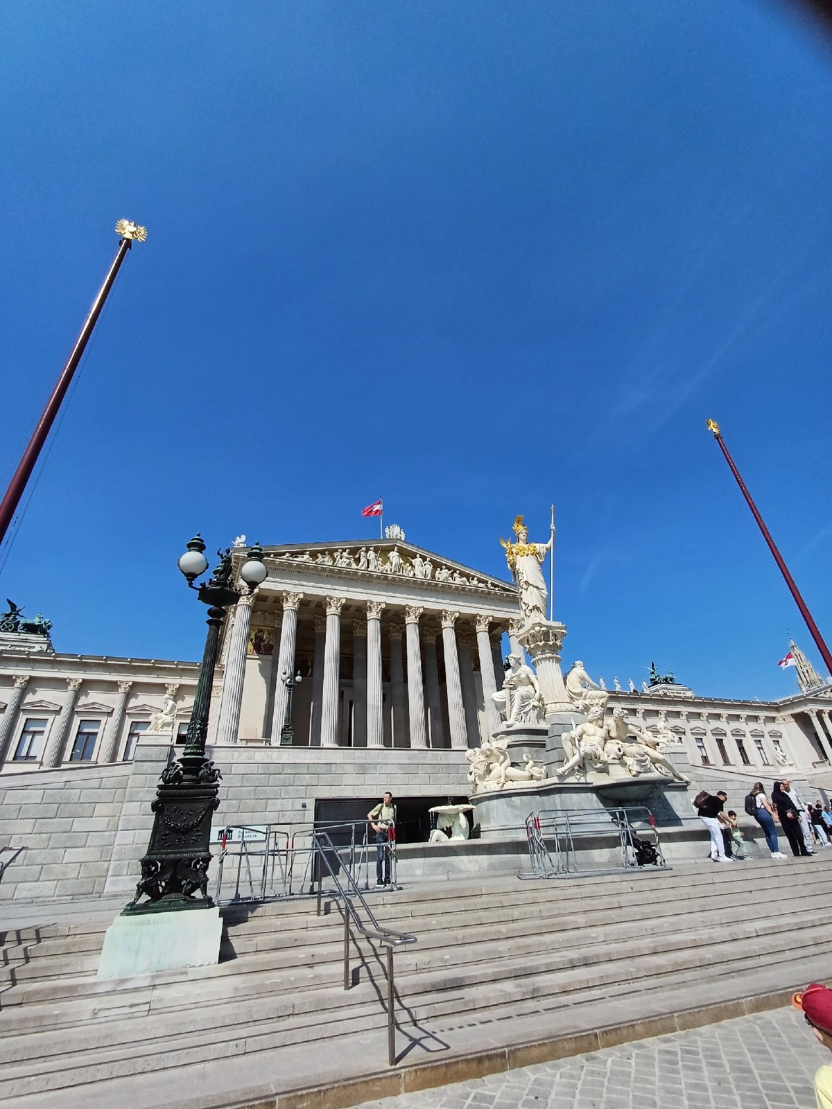 e50df04f-9919-4155-a7f8-c58ec22607f7