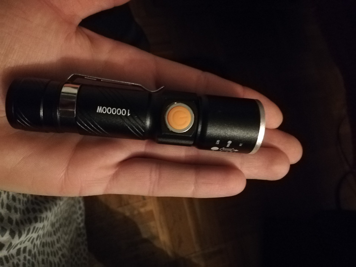 f86f41ba-8d8d-43f4-8d9e-cecb08ece14d