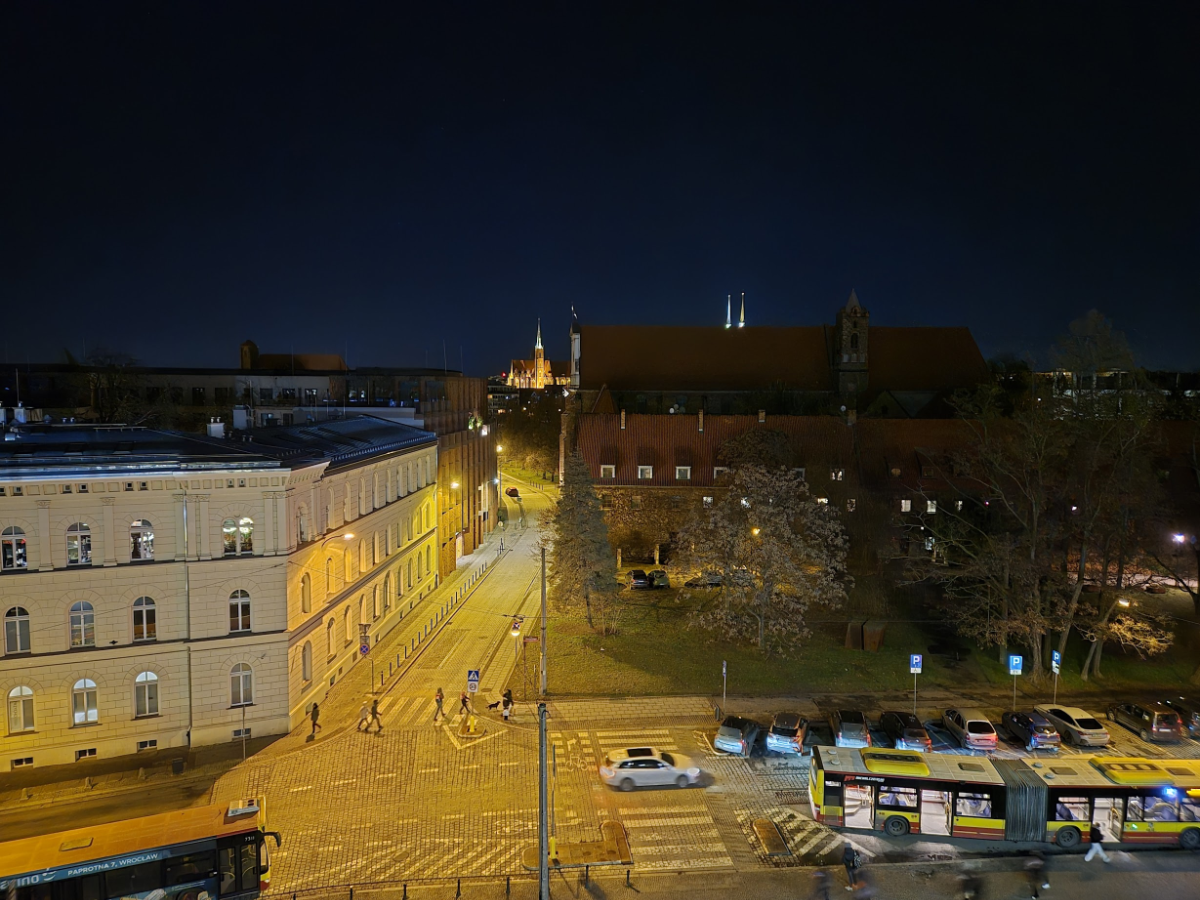 fb0fc3f3-48d9-47c6-a51a-e43042673497