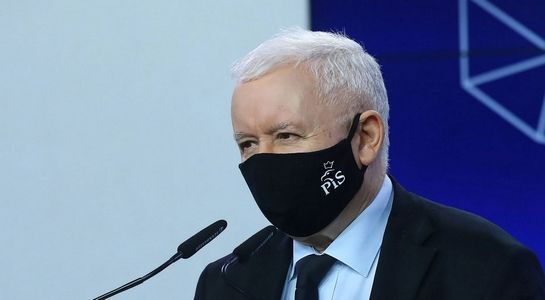 Kaczyński, Orbán i Le Pen podpisują wspólny dokument ws. UE