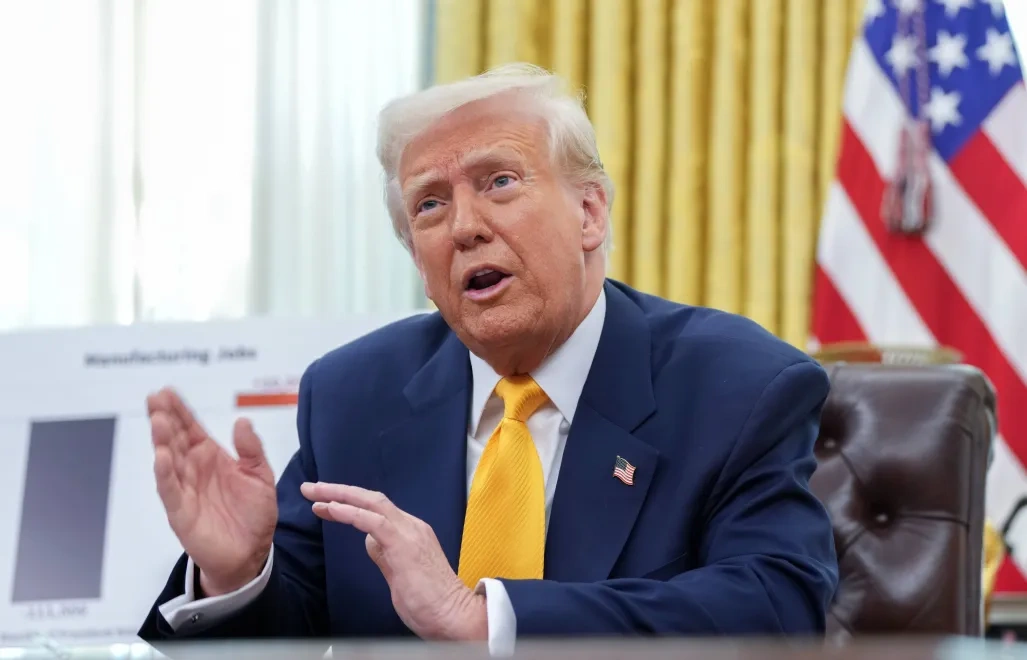 Trump zamyka Radio Wolna Europa i Głos Ameryki. Kto na tym skorzysta?