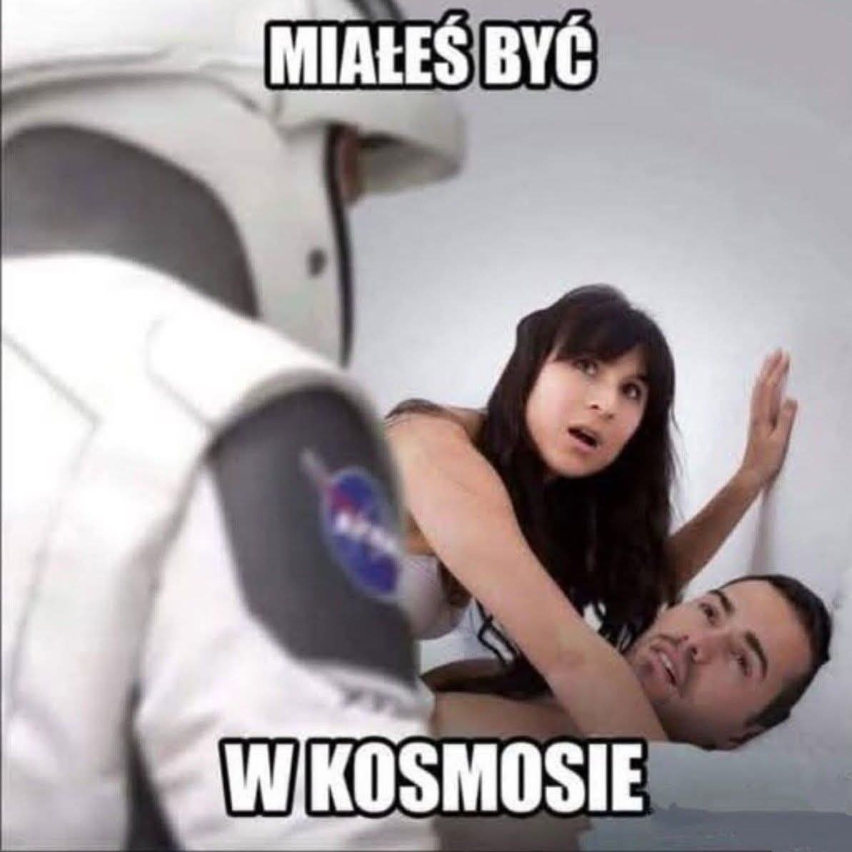 98f82fd6-a5cf-4d05-9c5f-7661e10fdec0