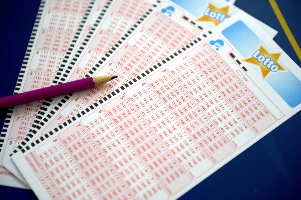 Kumulacja w Lotto rozbita. Szczęśliwiec bogatszy o prawie 18 mln zł