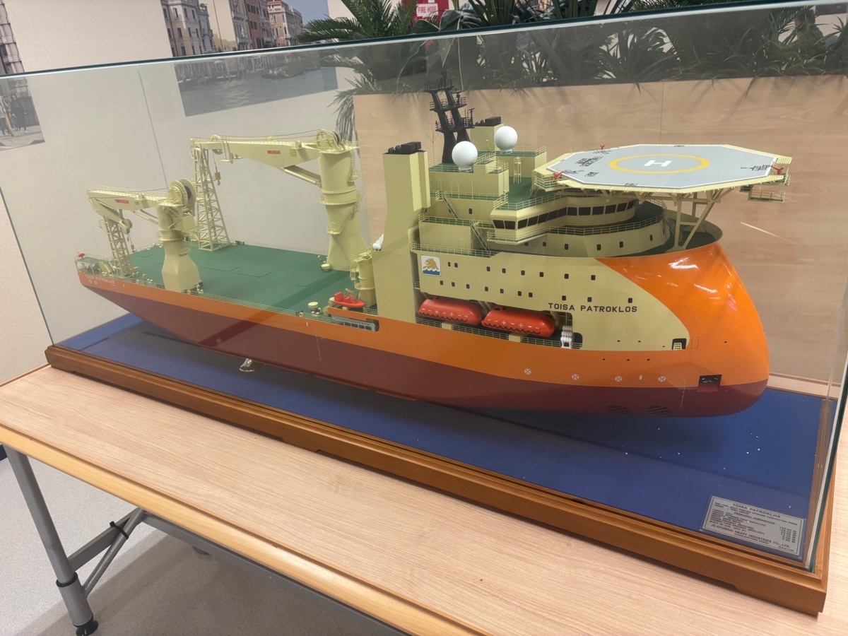 1f9722ad-e42f-4c92-87d0-17cb75981187