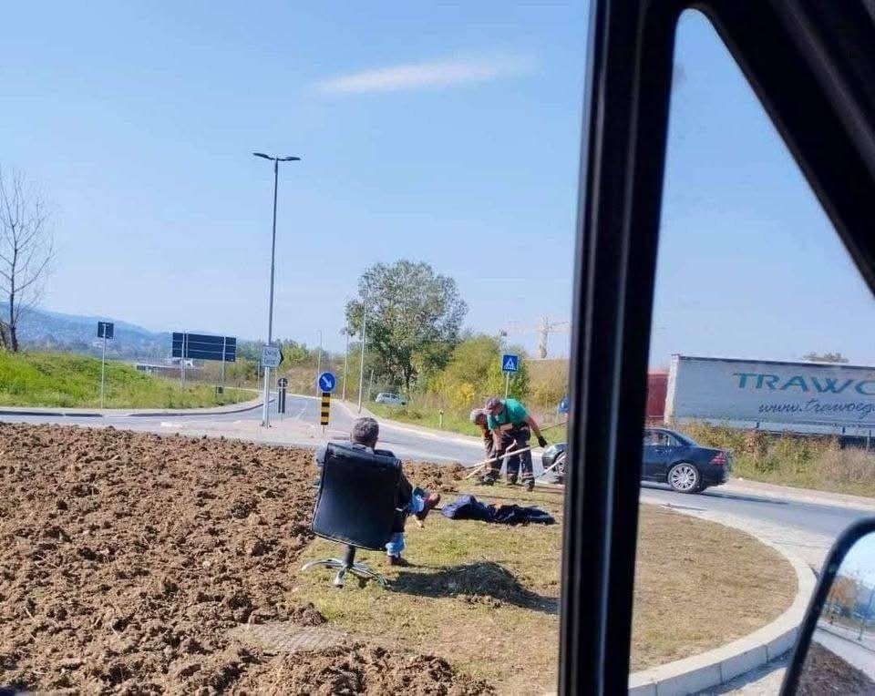 70cc24a0-af4c-4fa7-8aa8-40dc3d36fdef