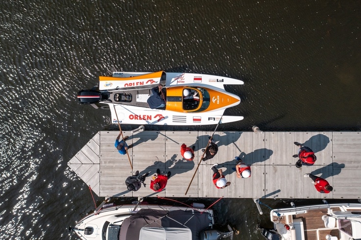 ORLEN: po raz pierwszy Polak awansował do ścisłej czołówki w wodnej Formule 1 (F1H2O)