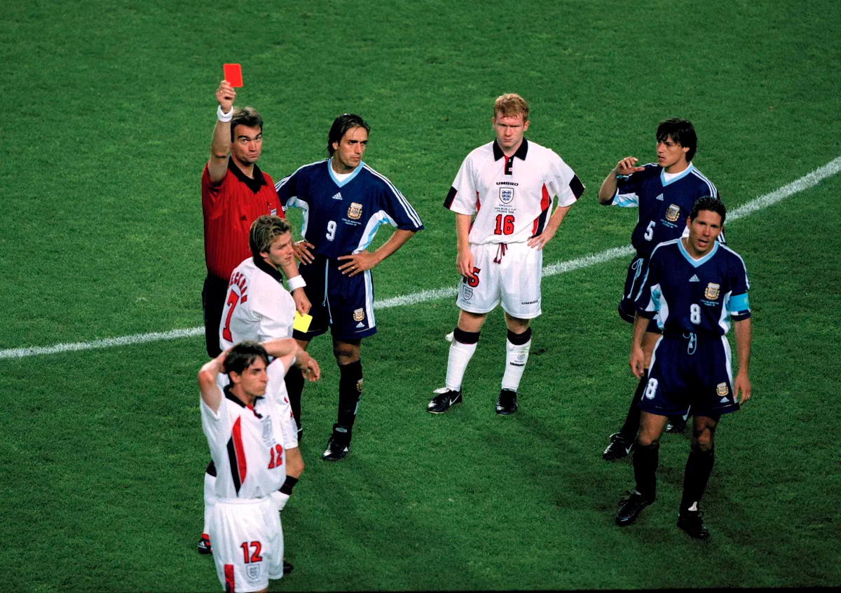 Mundial 2026. Półfinał Anglia-Argentyna, a Skandal w Londynie, Ręka Boga w tle sporu o Falklandy i prowokowanie Beckhama przez Simeone