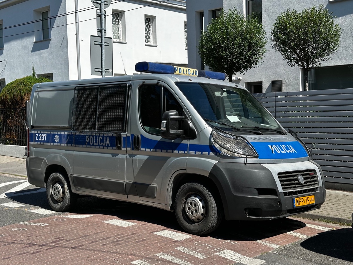 2a86a5a6-632e-4630-844e-9e19b1006354