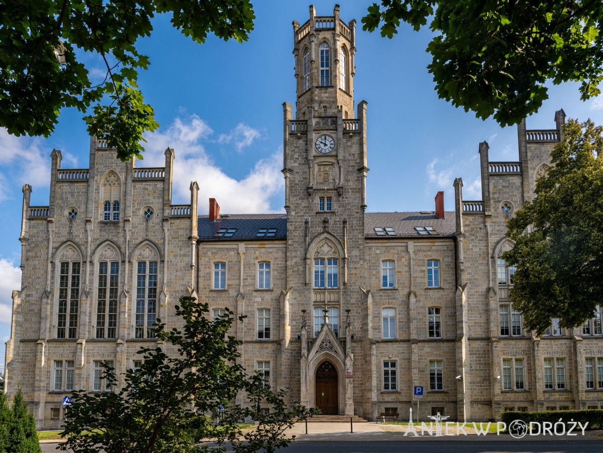 e4a48e70-57cb-4555-a1c6-0c9055db33ab