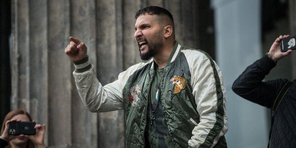 Śledztwo przeciw liderowi antyszczpionkowców. "Kret" w niemieckiej prokuraturze