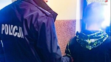 Zabrze. 18-latek pięć razy dźgnął 57-latka. Bo zwrócił mu uwagę, by nie kopał samochodów