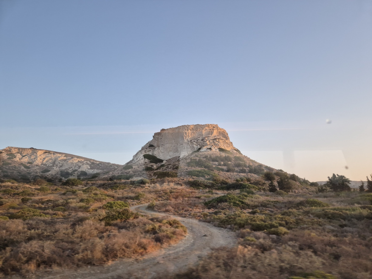 ed0ad8b7-5771-4b7b-987e-464c85f08257