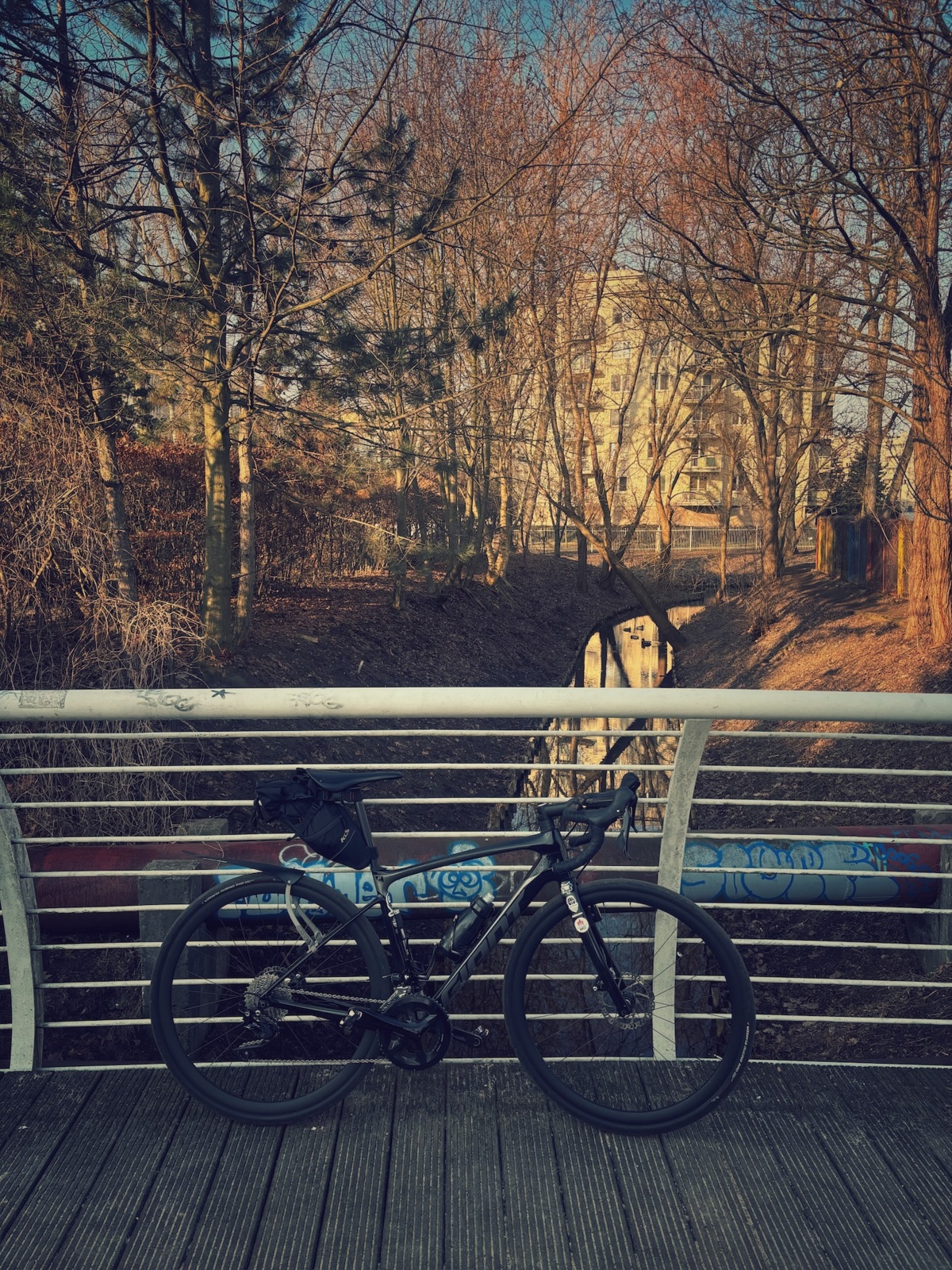 4f6adac0-77df-4f47-b025-19db6056284f