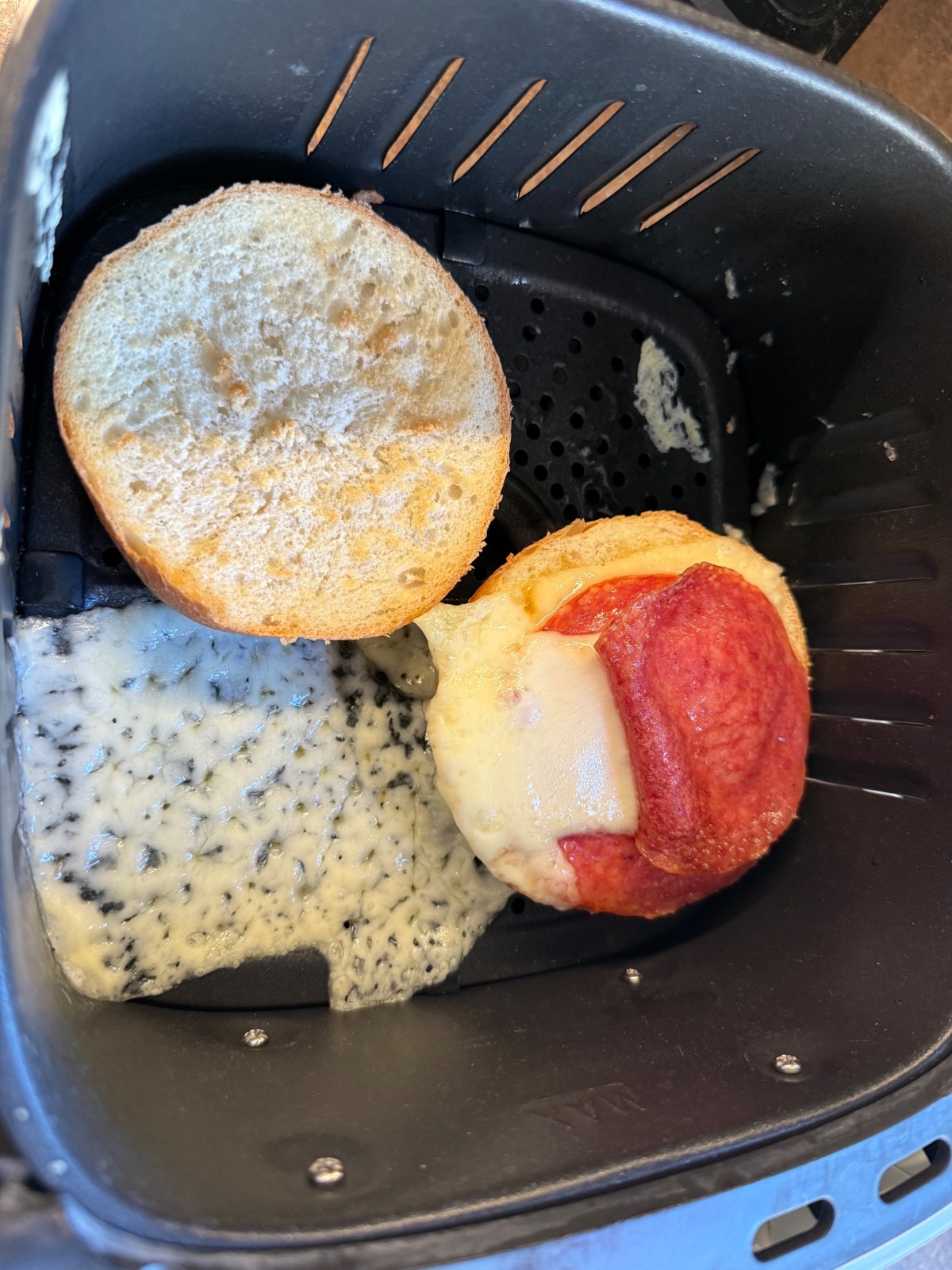 586046ec-2352-4311-aa94-feb66beabb6d