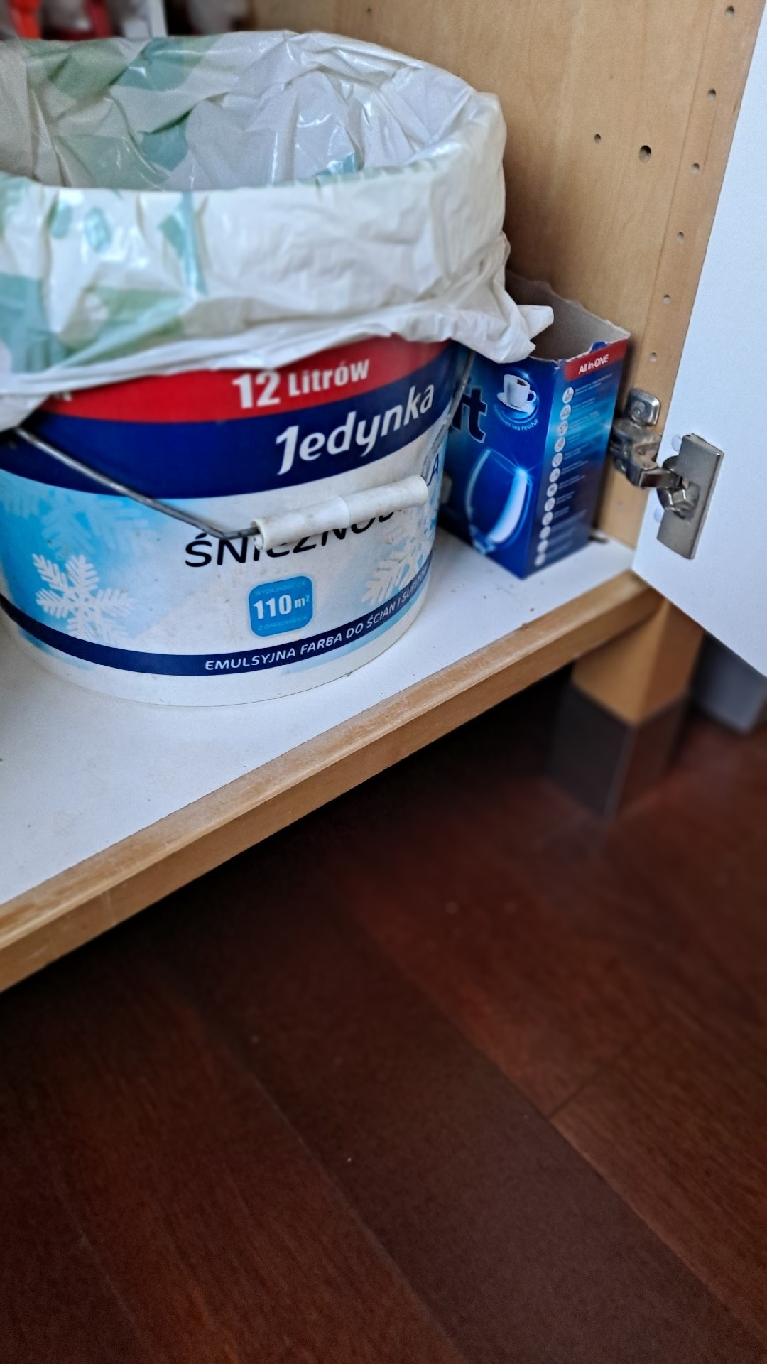 6565771c-e3d1-4dbb-ba85-c6bafaf182b2