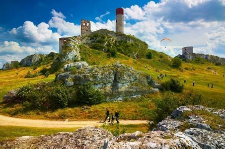 Bony turystyczne przyspieszyły, ale pula wciąż duża