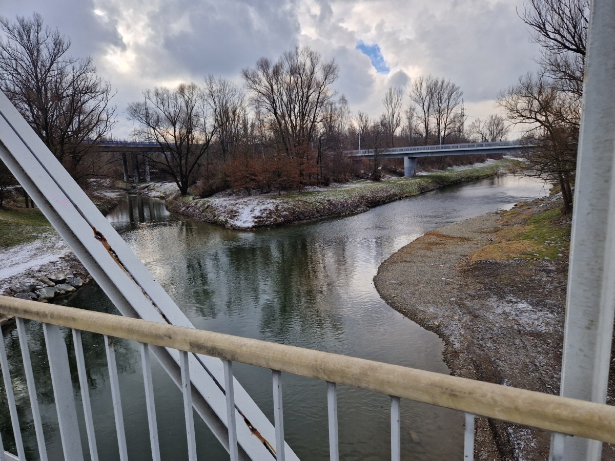 9fe8f4e9-5697-491f-abc4-3c90417a2dda