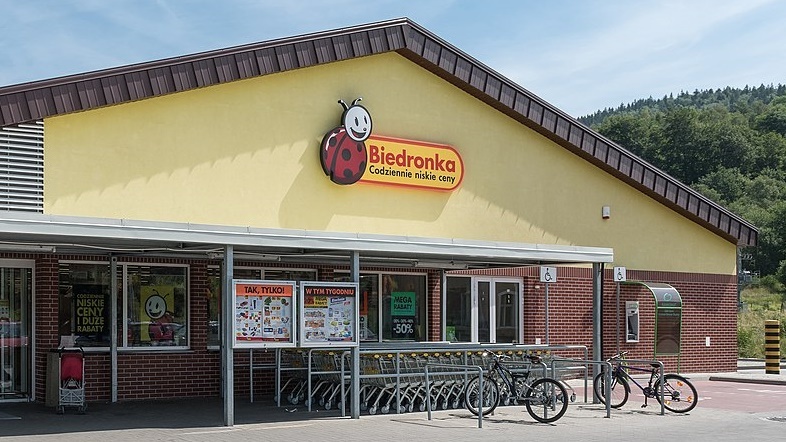 Prezydent Gdańska pozwała Biedronkę. Powodem nagranie z monitoringu